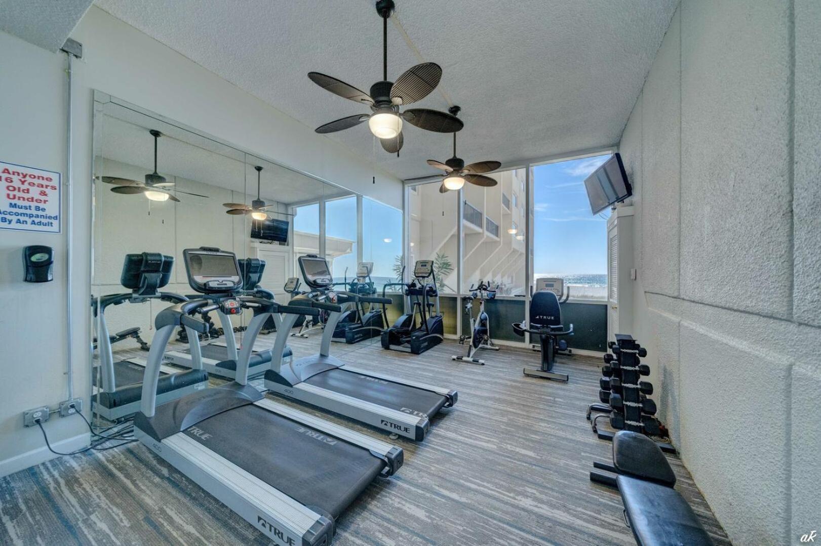 The Penthouse At Pinnacle Port #20